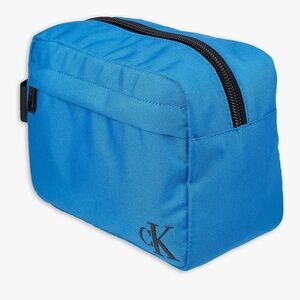 NWT Calvin Klein Vibrant Blue Toiletry Bag Nylon Shave Kit